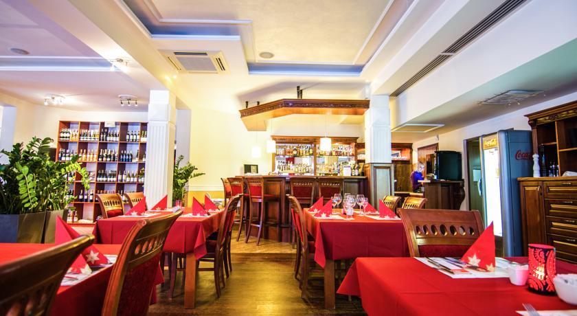 ox_hotel-wisla-premium-zatrudni-kucharza