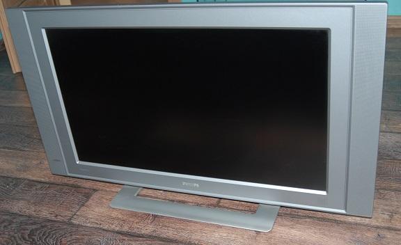 ox_telewizor-lcd-32-philips-qd32hl02-rev01