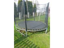 ox_trampolina-0-srednicy-300-cm