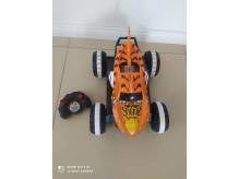 ox_zdalnie-sterowane-auto-hot-wheels-tiger-shark