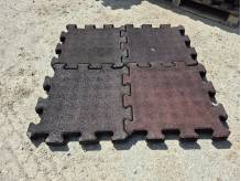 ox_plytki-gumowe-typu-puzzle-na-plac-zabaw-pod-basen