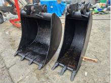 ox_oryginalne-lyzki-77-i-30-cm-z-koparko-ladowarki-komatsu-wb93s