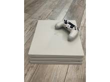 ox_zestaw-konsola-ps4-pro-1tb-cuh-7116b-whitebiala-pad-5-gier