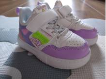 ox_buty-sportowe-dla-dziewczynki-rozmiar-22