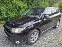 ox_mitsubishi-outlander-2013-przestronny-suv-gotowy-na-kazda-trase