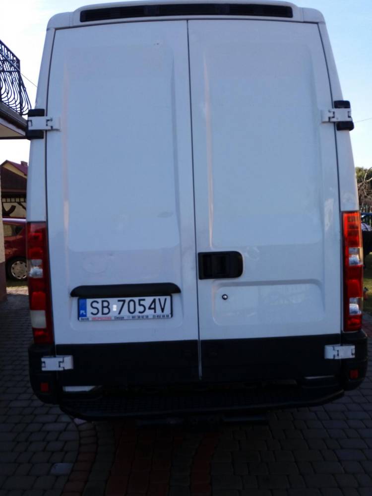 ox_iveco-daily-23-2009-147tkm