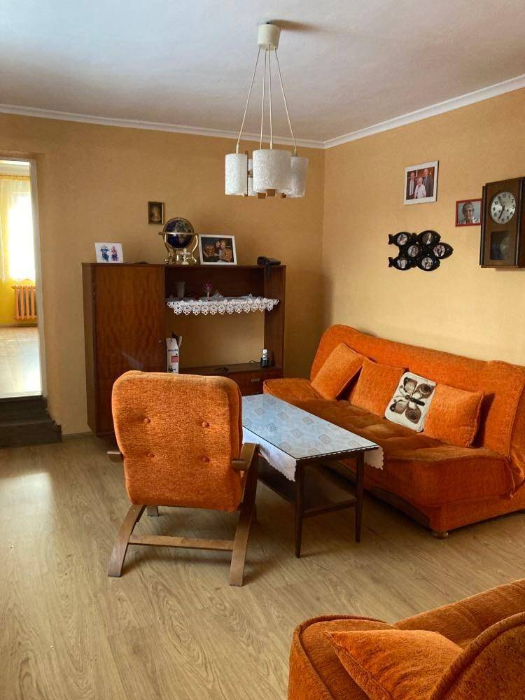 ox_brzezowka-dom-na-sprzedaz-z-dwoma-niezaleznymi-mieszkaniami