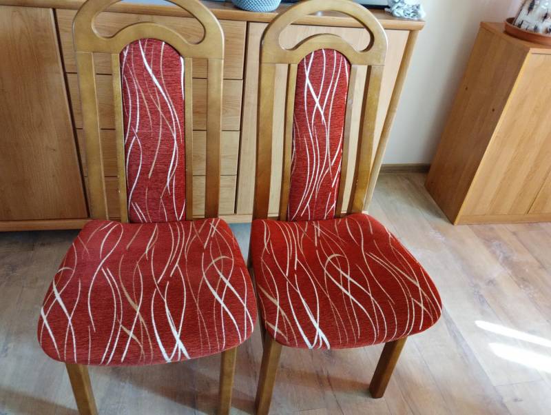 ox_sprzedam-stol-rozkladany-i-6-krzesel