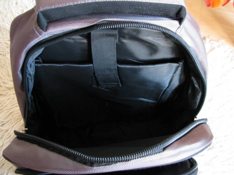 ox_porzadny-plecak-semi-line-z-komora-na-laptopa-156