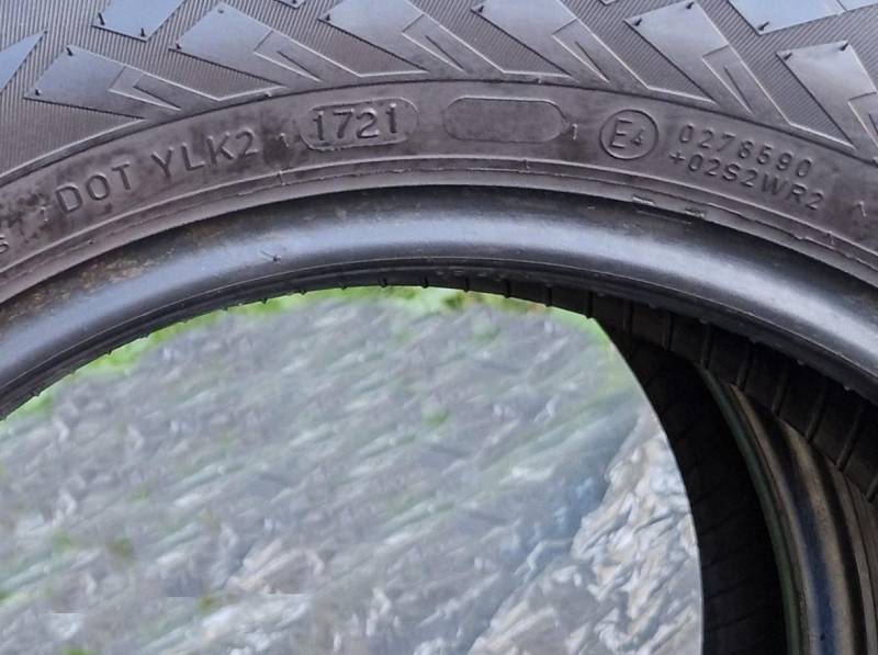 ox_opony-wielosezonowe-nokian-weatherproof-18560r14-82h-szt2