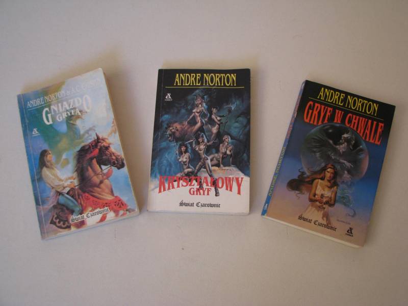 ox_andre-norton-krysztalowy-gryf-gryf-w-chwale-gniazdo-gryfa-wydanie-i