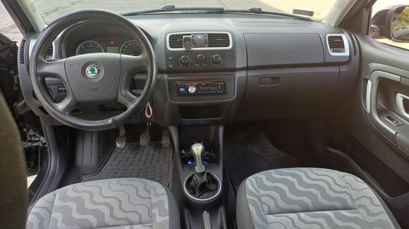 ox_skoda-fabia-19-tdi-2009r