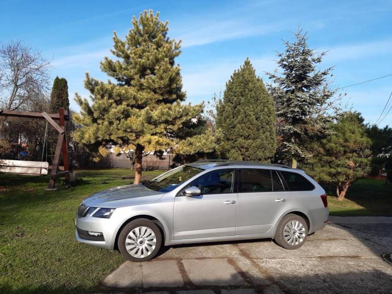 ox_skoda-octavia-16-115km-2017r