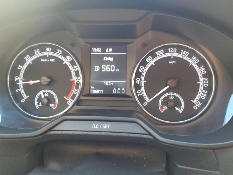 ox_skoda-octavia-16-115km-2017r