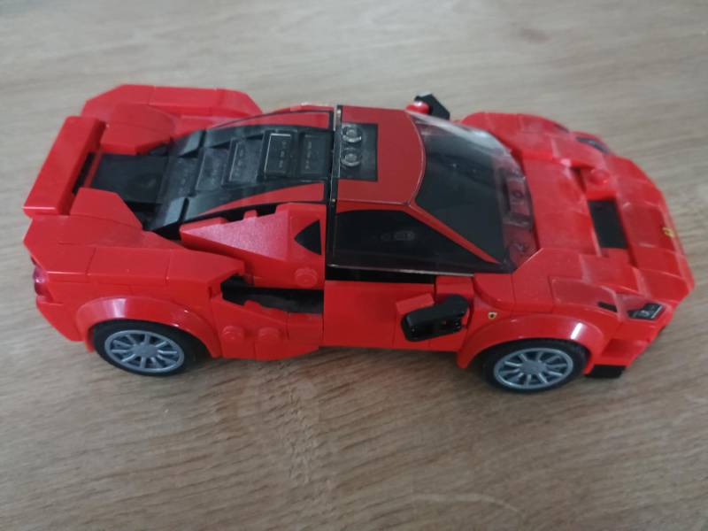 ox_klocki-lego-ferrari