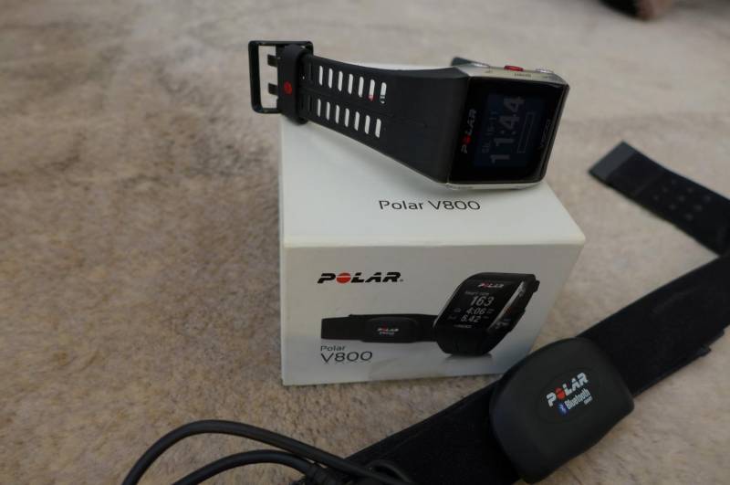 ox_zegarek-sportowy-polar-v800-z-pulsometrem-i-gps-em