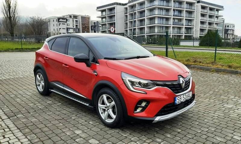 ox_renault-captur-ii-salonowy-intens-tce-100-benzyna-przebieg-61610km