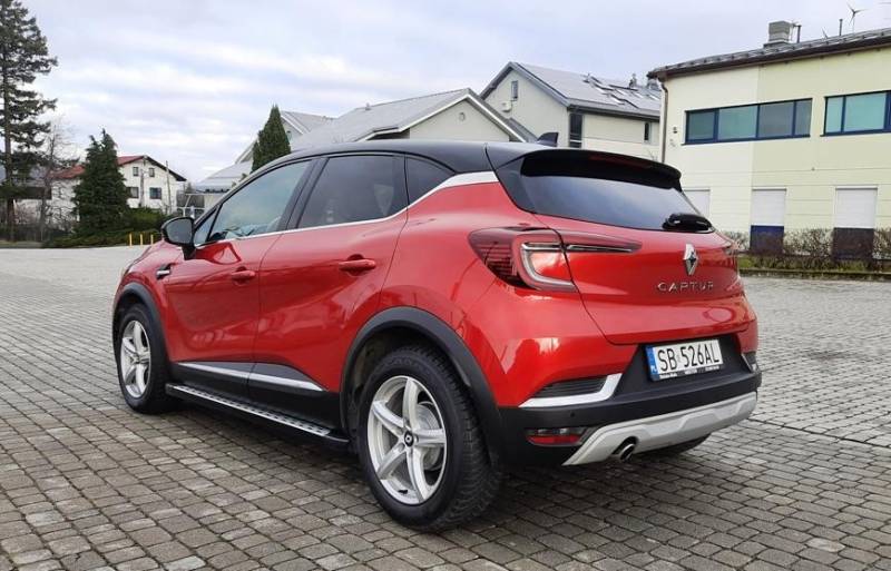 ox_renault-captur-ii-salonowy-intens-tce-100-benzyna-przebieg-61610km