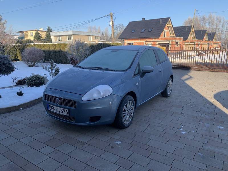 ox_fiat-grande-punto-14-benzyna-8v-klima-2009r-128tys-km-przebieg