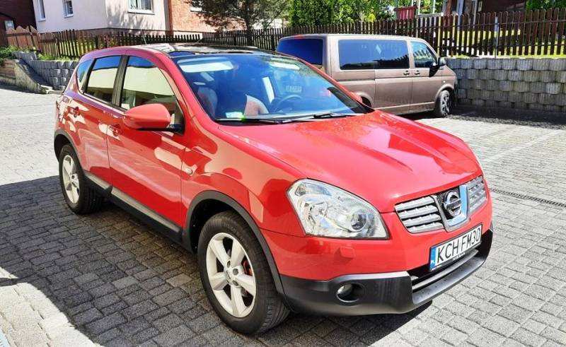 ox_nissan-qashqai-salonowy-4x4-150km-panoramicznydach-xenony-klimatronic