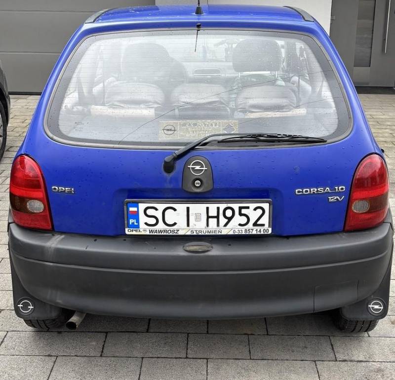 ox_opel-corsa-2000-r-w-pelni-sprawny