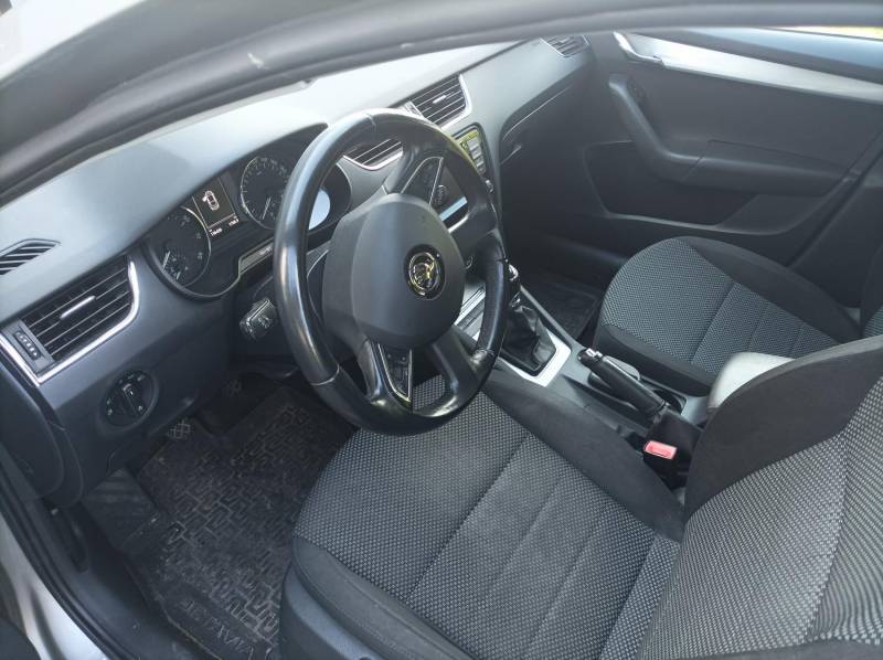 ox_skoda-octavia-iii-14-tsi-krajowa-2013r-146-tys-km