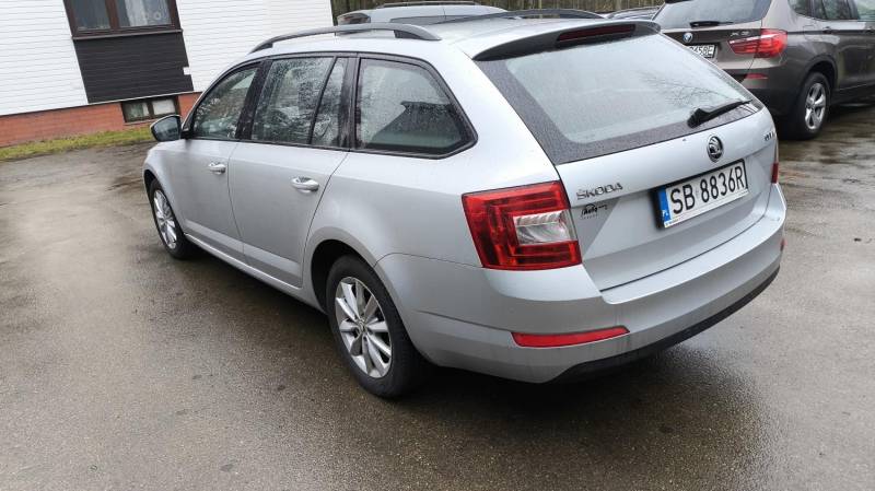 ox_skoda-octavia-iii-2016-16tdi-klimatyzacja-alufegi-bezwypadek-fvat