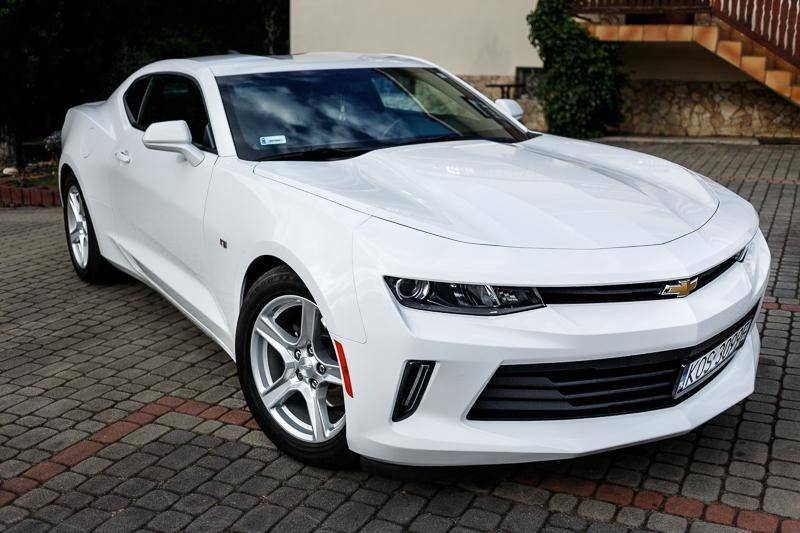 ox_chevrolet-camaro-rok-2018-32450km