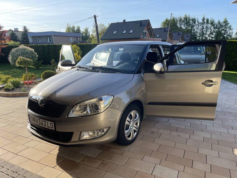 ox_skoda-fabia-12-benzyna-2011r-103-tys-przebieg
