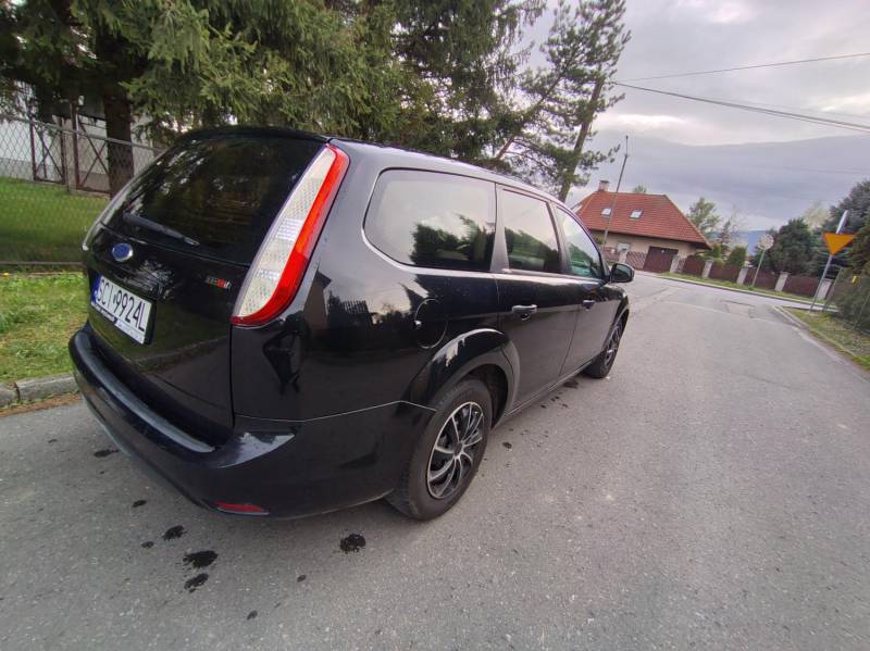 ox_sprzedam-forda-focus-kombi-stan-bdb