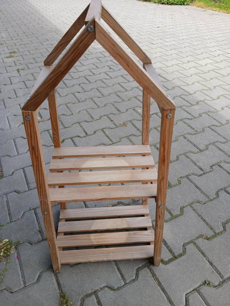 ox_stojak-na-kwiaty