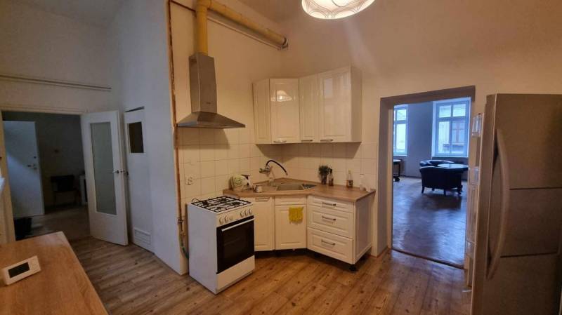 ox_ladne-przestronne-mieszkanie-typu-m-4-w-centrum-cieszyna-do-wynajecia