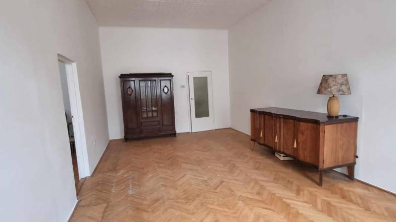 ox_ladne-przestronne-mieszkanie-typu-m-4-w-centrum-cieszyna-do-wynajecia