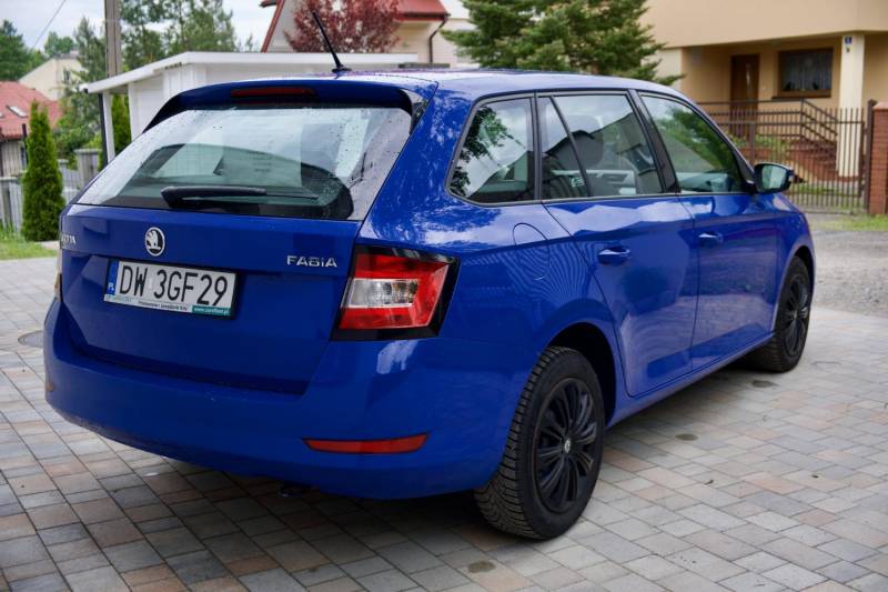 ox_skoda-fabia-ambition-10