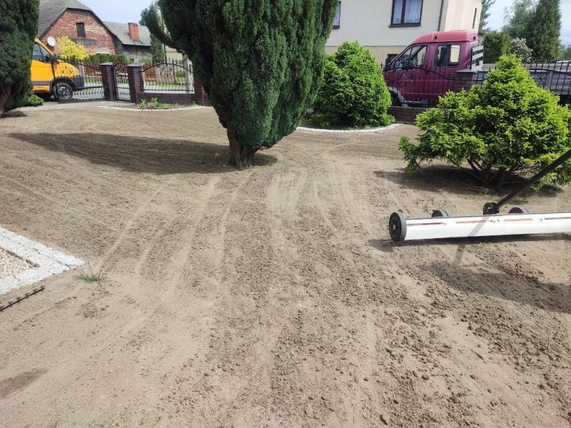 ox_zakladanie-ogrodow-trawnikow-skalniakow