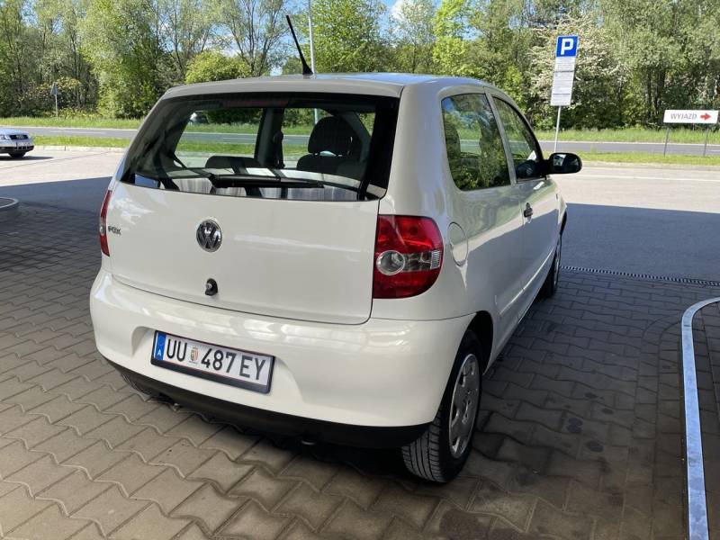 ox_vw-fox-12-benzyna-klimatyzacja-rok-2010-przebieg-127tys-km