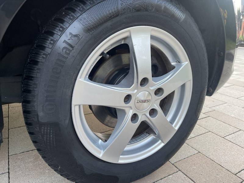 ox_hyundai-i30-blue-drive-14-benzyna-klimatronik-rok-2010-absesp