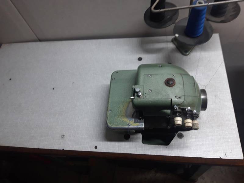 ox_maszyna-do-szycia-overlock