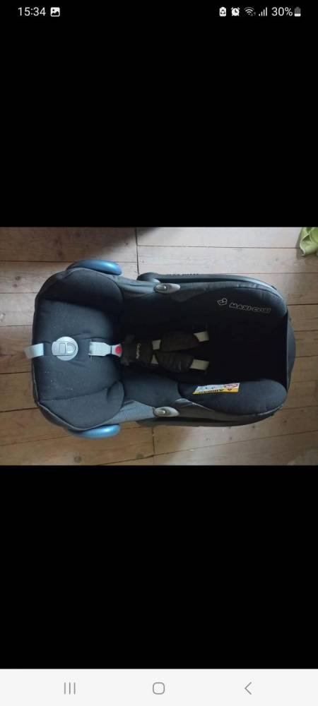 ox_sprzedam-fotelik-maxi-cosi-0-13-kg-i-baze-isofix