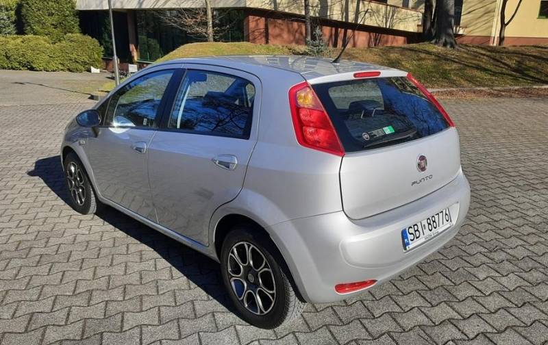 ox_fiatpunto-salonowy-14-benzyna-serwisowanyzadbany-5drzwi-klimaalufelgi