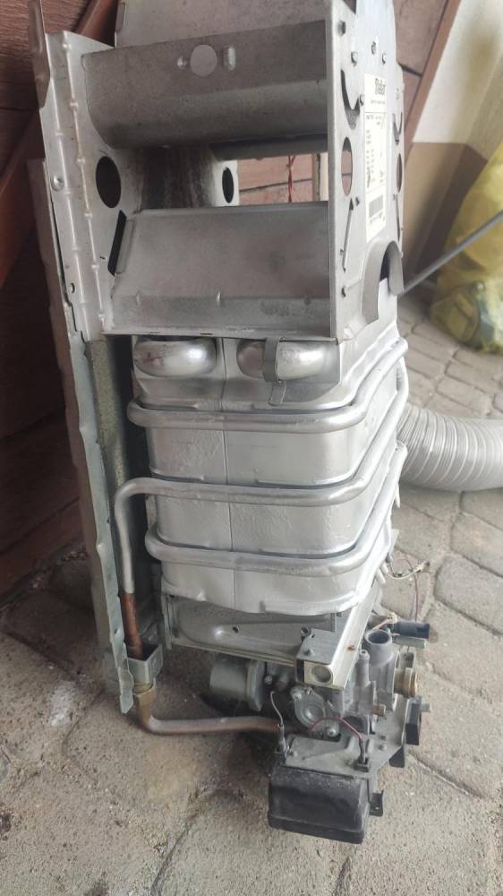 ox_ogrzewacz-gazowy-przeplywowy-192-kw-vaillant-uzywany