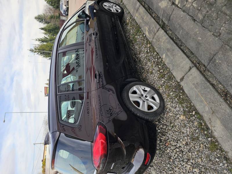 ox_opel-zafira