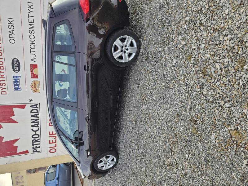 ox_opel-zafira
