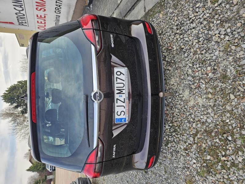 ox_opel-zafira