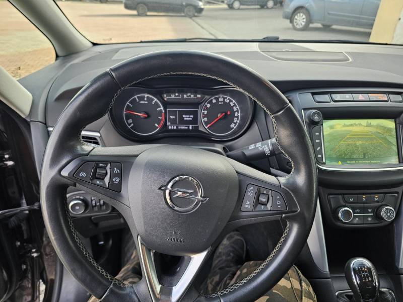 ox_opel-zafira