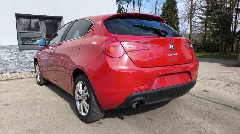 ox_alfa-romeo-giulietta-14t-jet-2011r-190tkm-bezwypadek-zarejstrowana