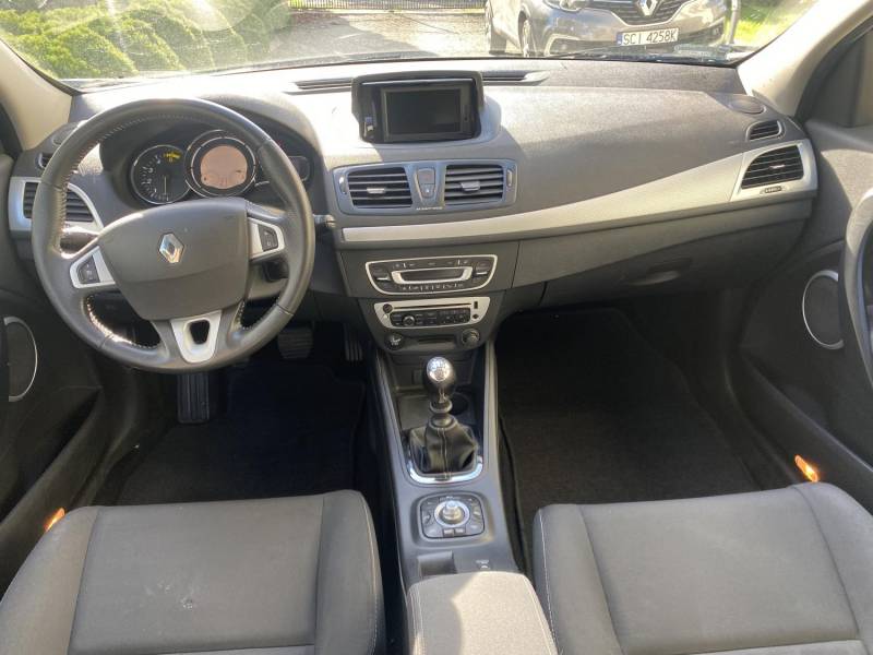 ox_renault-megane-iii-15-dci-2012-r-197-tys-km-bogate-wyposazenie