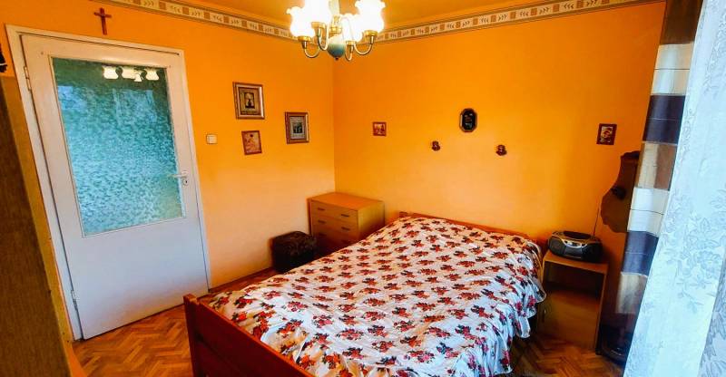 ox_ustron-nierodzim-pietrowy-dom-z-tarasem