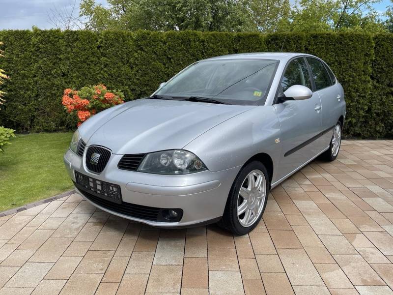 ox_seat-ibiza14-benzyna-2005r-klimatronik