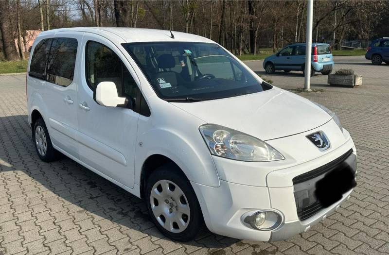 ox_sprzedam-peugeot-partner-tepee-2010-rok-1560-cm3-66-kw